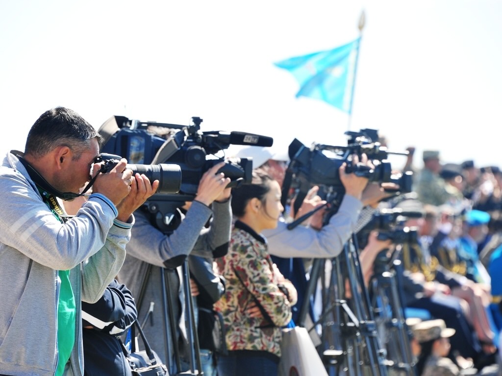 Аида Балаева: Статус журналистов — приоритет министерства информации