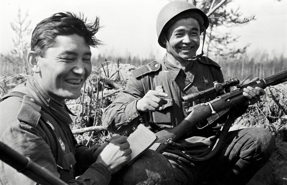 Аллея Славы: Иван Колодий и Семен Лебедев