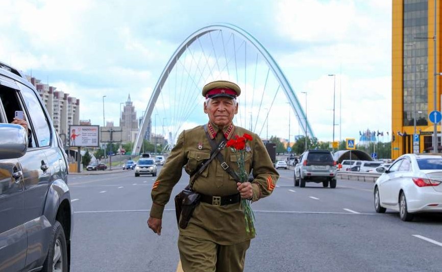 Цветы к Вечному огню, или Послесловие к празднику