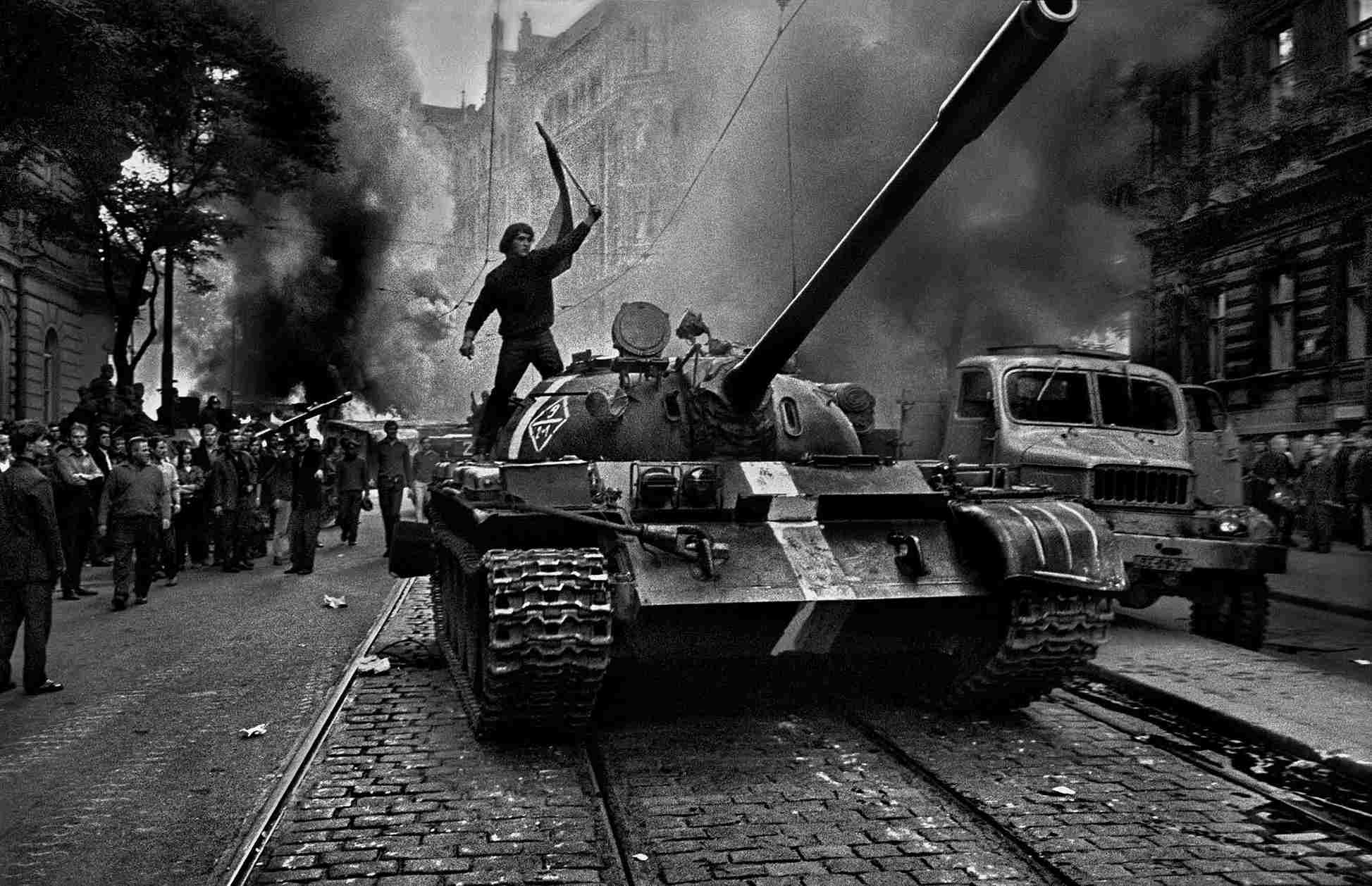 В этот день. Как «очеловечить режим»