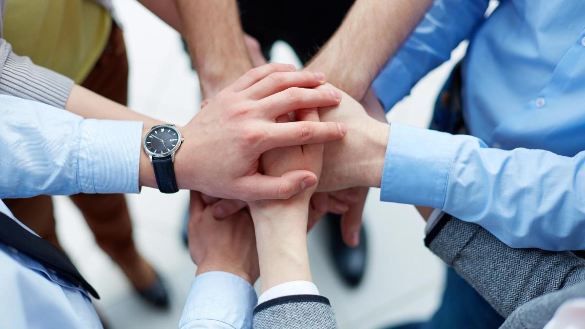 Слушают, но не слышат. Чего не хватает обществу Казахстана