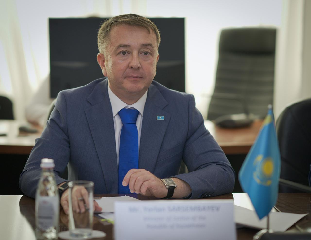 Ерлан Сарсембаев: Конституция зрелого общества